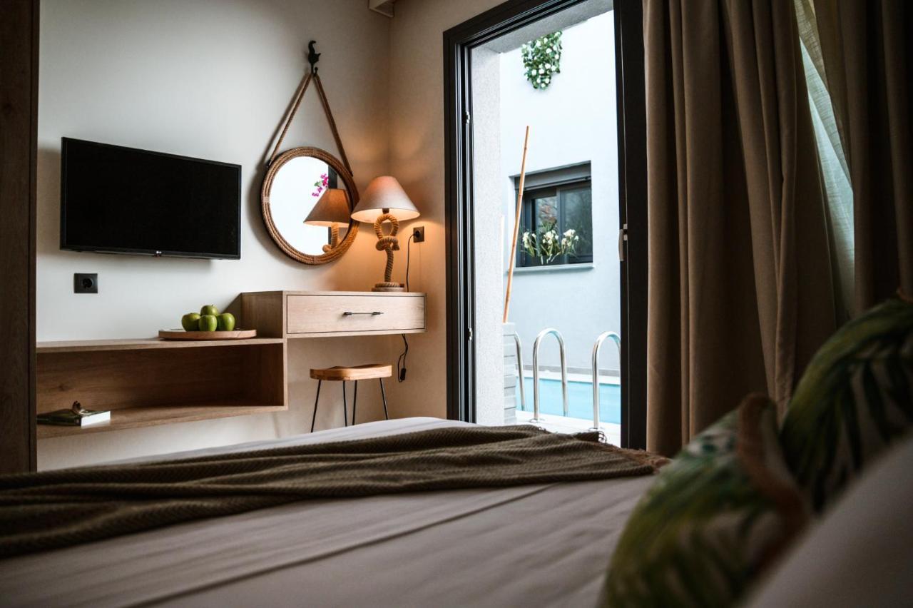 Versa Villas เปรเวซา ภายนอก รูปภาพ