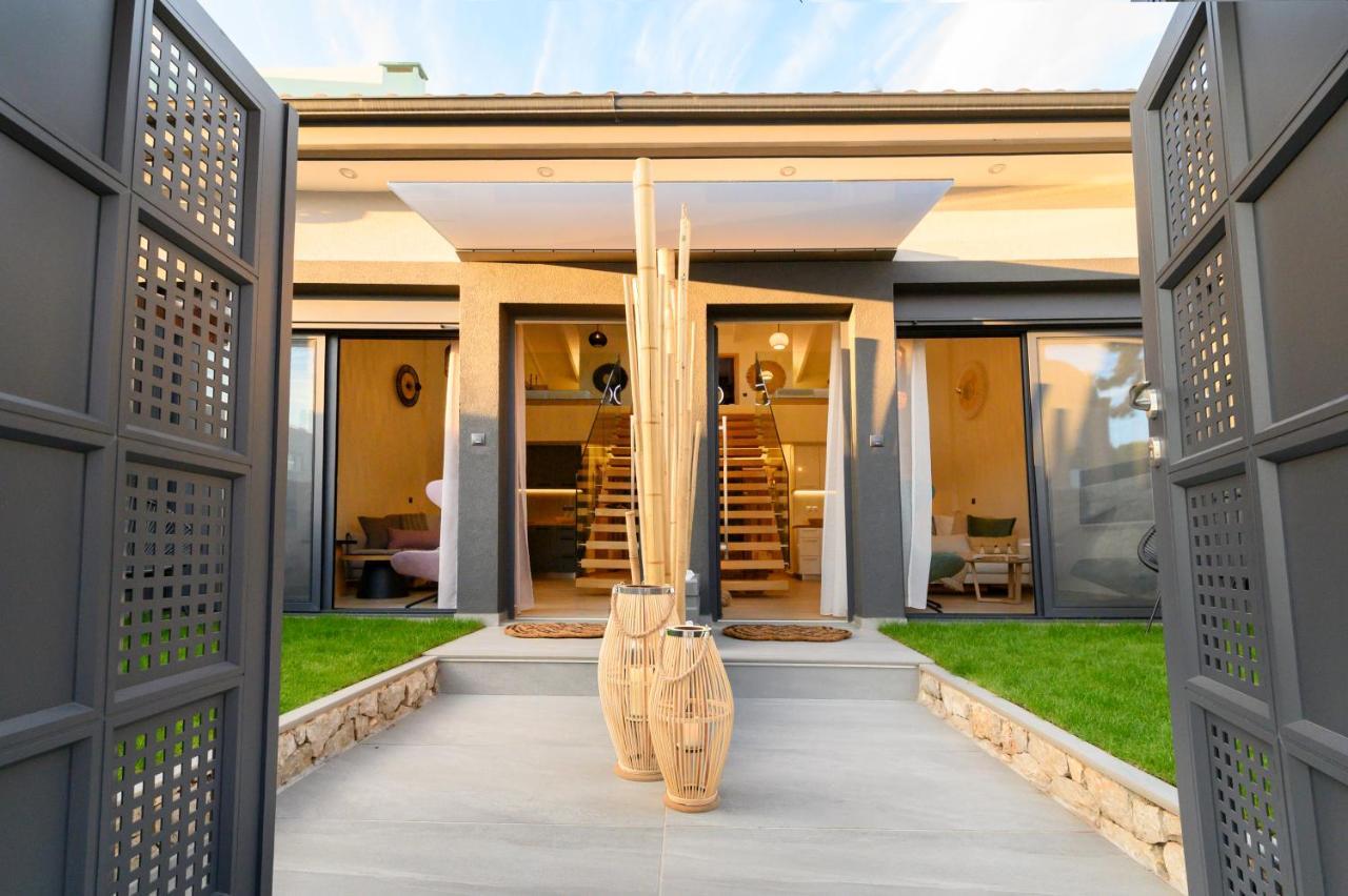 Versa Villas เปรเวซา ภายนอก รูปภาพ